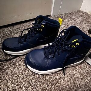 Boys Navy Blue High-Top Boot